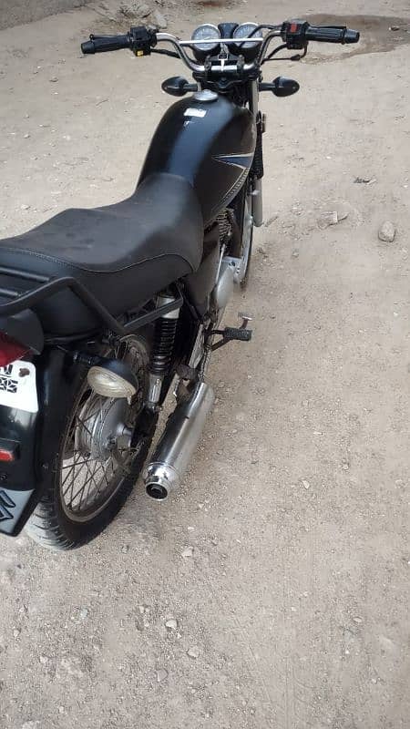 suzuki GS 2015 4