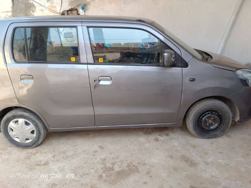 Suzuki Wagon R 2017 3