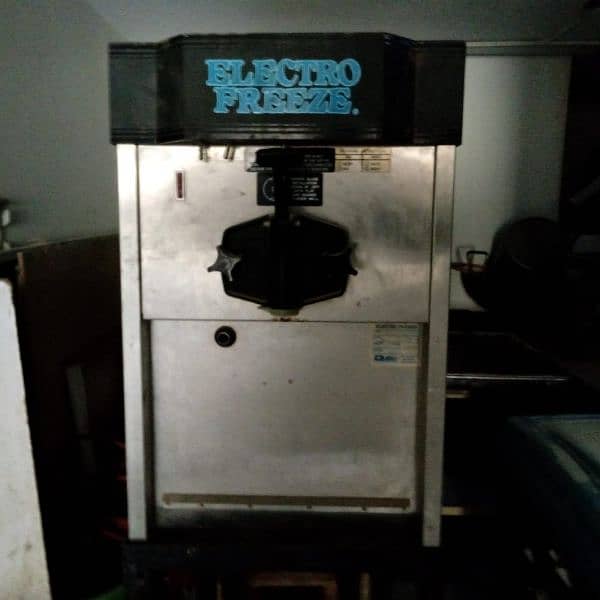 American ice cream machine with stand good for business 1