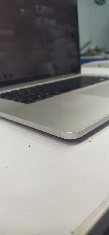 MacBook pro 2012 4