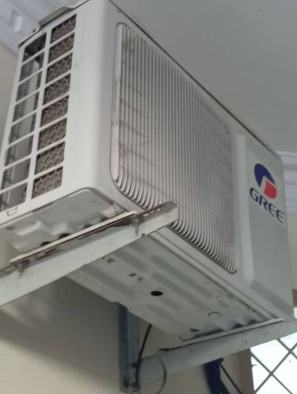 ac in excellent condition 2