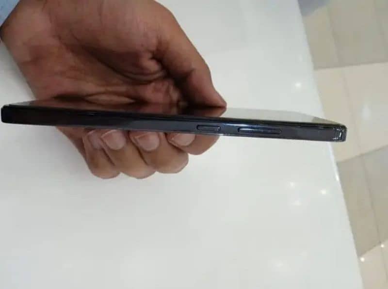 Oppo Reno 12f 4G 8/256    2024 3