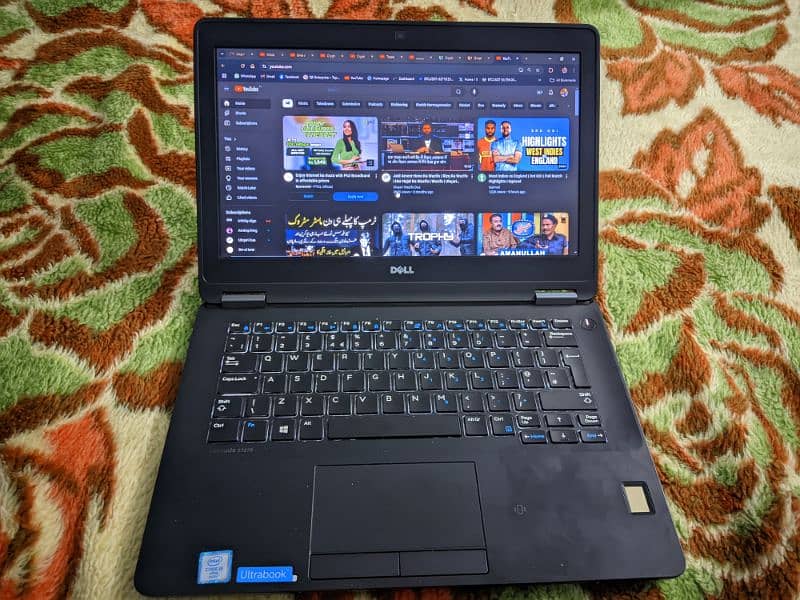 Dell Latitude E7270 | 256GB SSD | 8GB RAM | Core i5 6th Generation 1