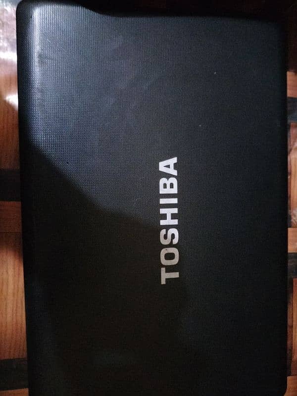 Toshiba corporation laptop for sale 10/10 condition 2