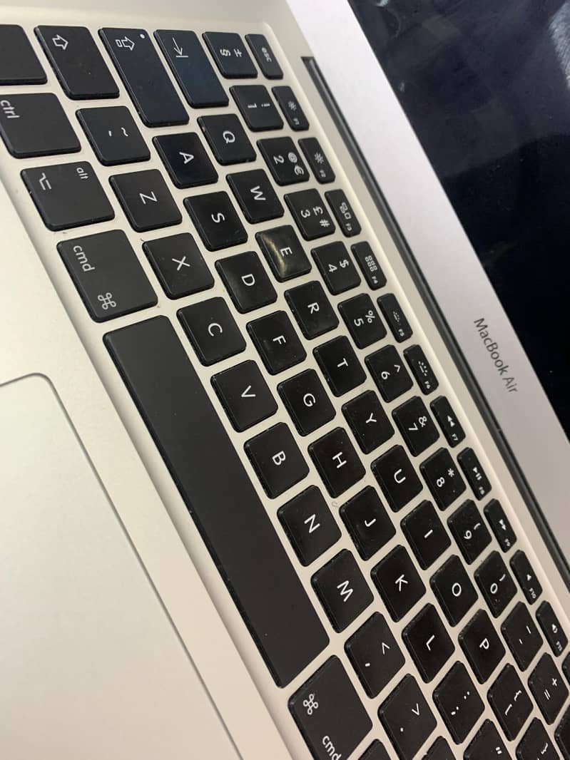 Macbook air 2017 all okay 2