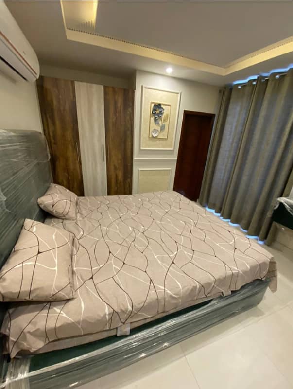 1 Bedroom VIP Full furnish flat per day available in Bahria town Lahore 11