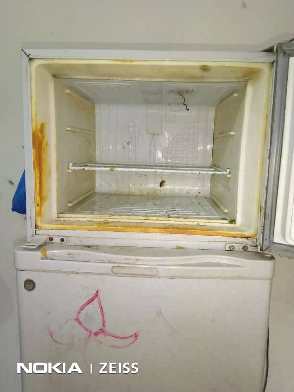 small 2 door Dawlance fridge 4