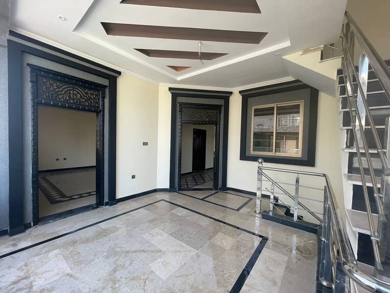 10 Marla 2.5 Storey Beautiful House For Sale 2