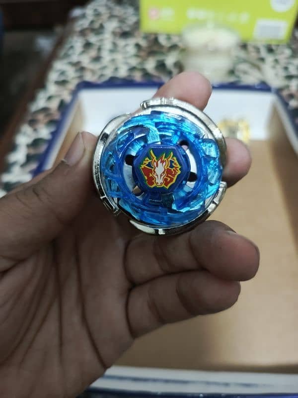 BEYBLADES METAL AND ORIGINAL STADIUM 14