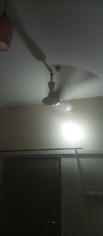 ceiling fan good condition 5