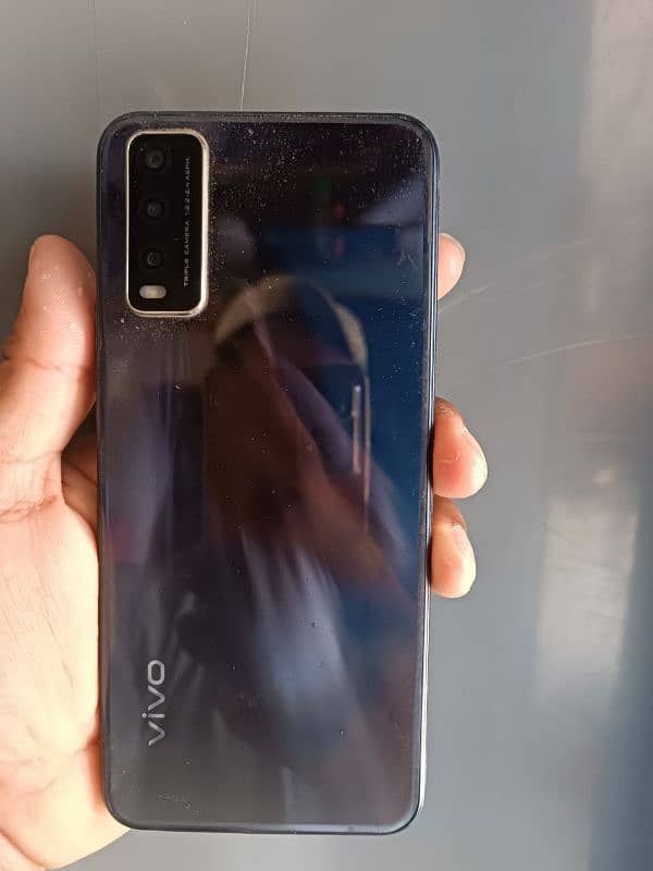 vivo y20 with box 4/64 3