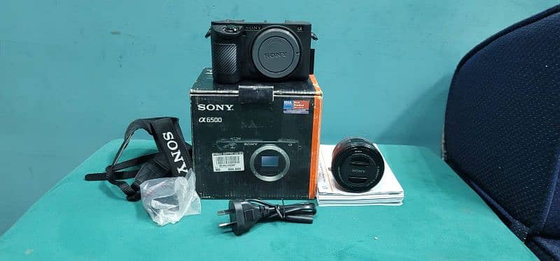 Sony 6500 body complete accessories with 16 50 kit Lens 0