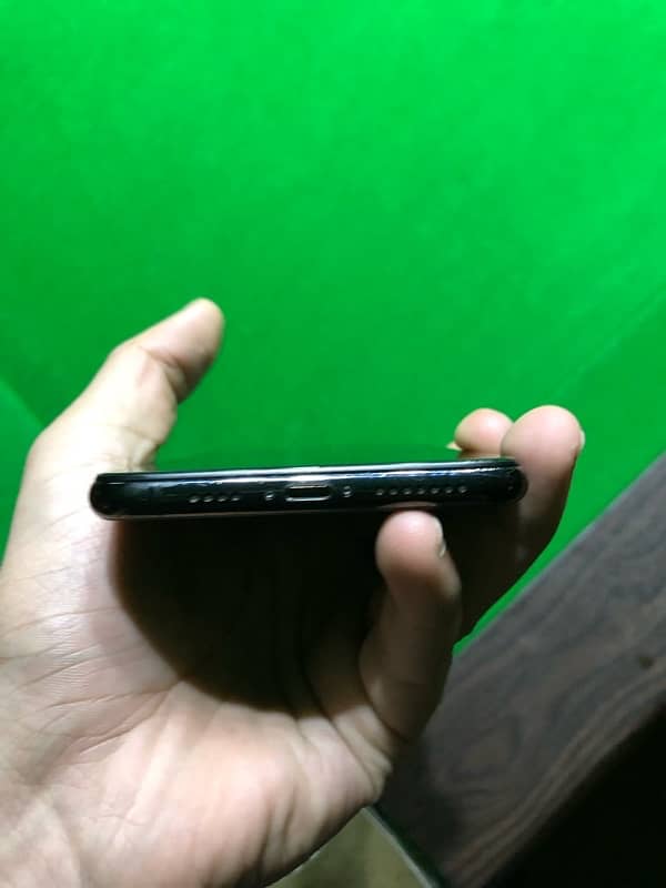 iphone Xsmax 64 gb 4