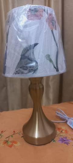 Table lamp