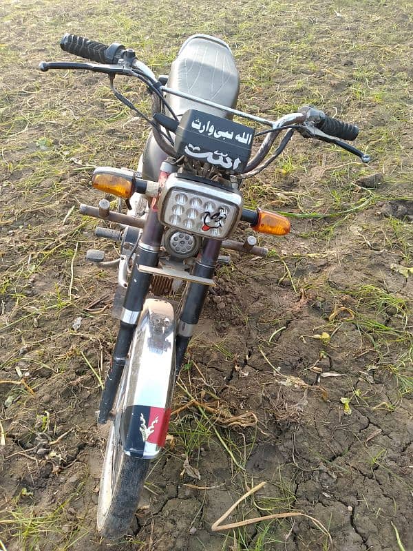 jis Bhai na bike lyni ha rabta kary 3