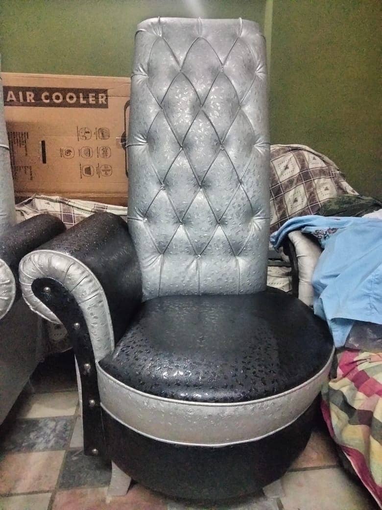 Chairs for sale 1