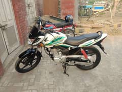 CB125 F 2023 white