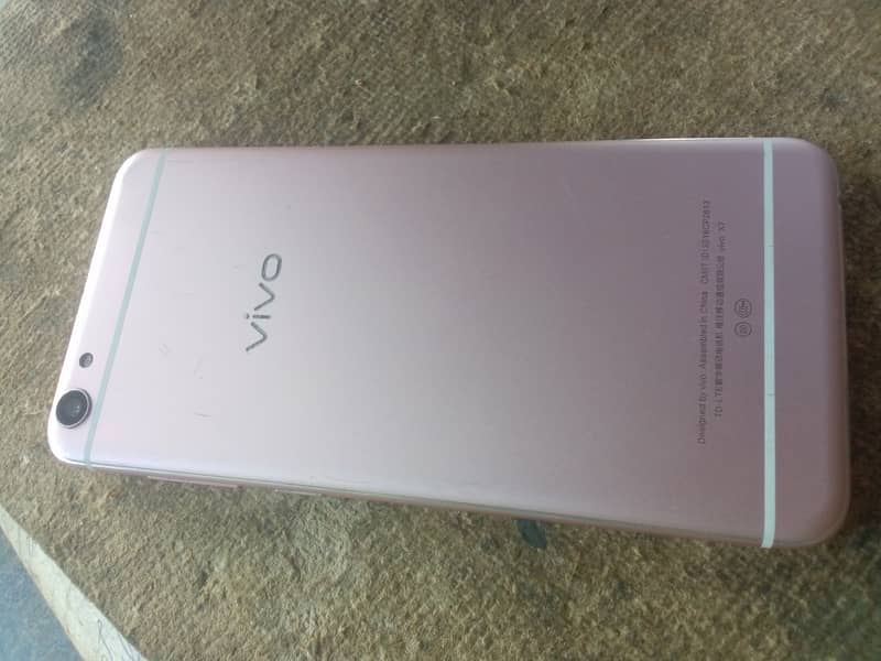 Vivo X7 NON PTA 4gb Ram 128gb Memory 1 Rupya bhi kum Nahi hoga 0