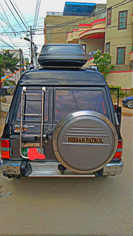 Nissan Patrol 1990 1