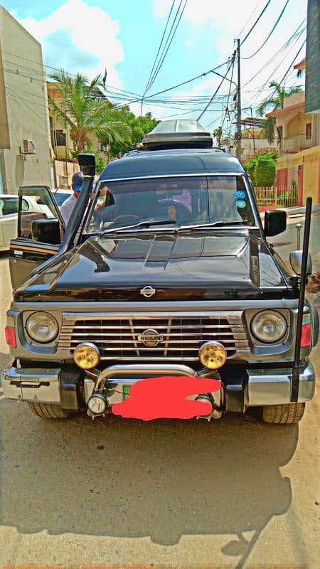 Nissan Patrol 1990 2