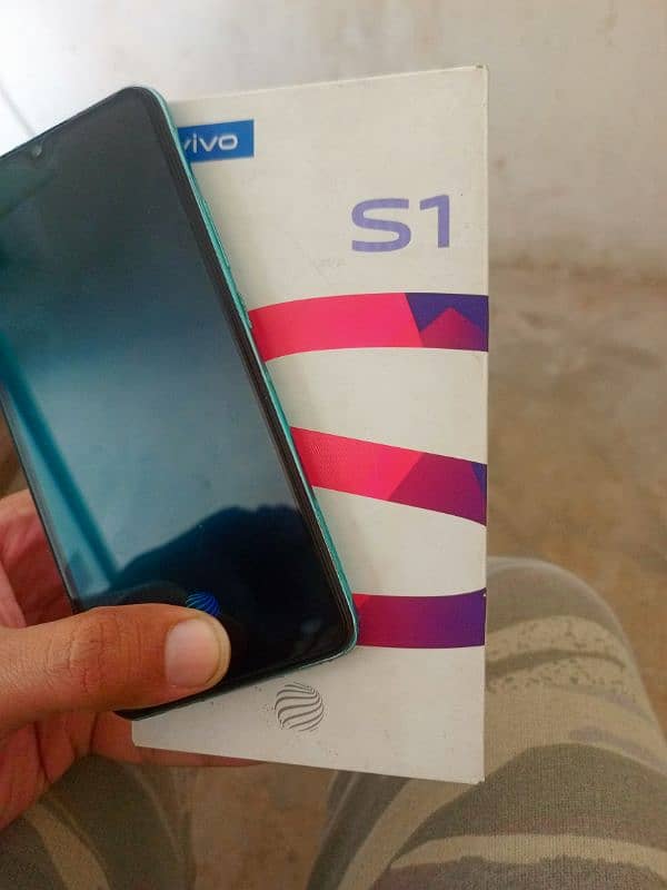 vivo s1 4