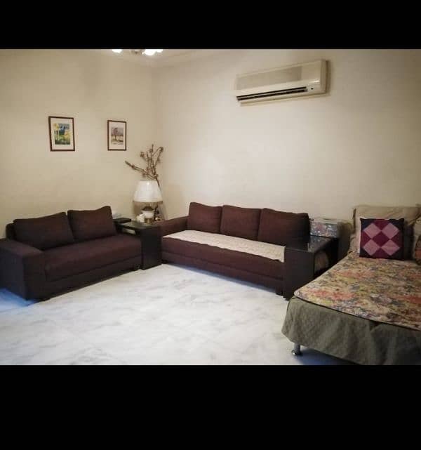 sofa set 7 seater  with 3 rolling tables 0