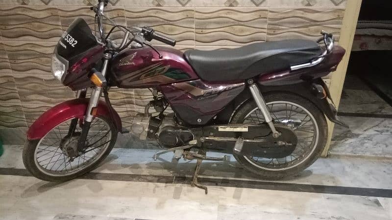 Urgent Sale ***HONDA CD 70 2021*** 0