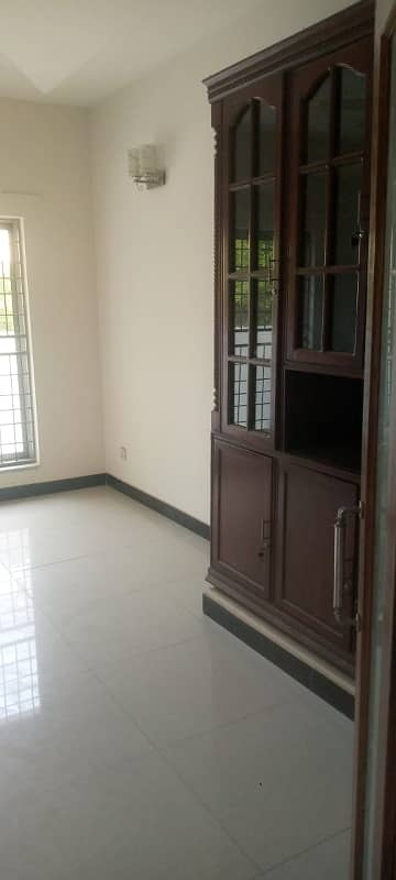 1 Kanal House Available for Rent in Jasmine Block Bahria Town Lahore 14