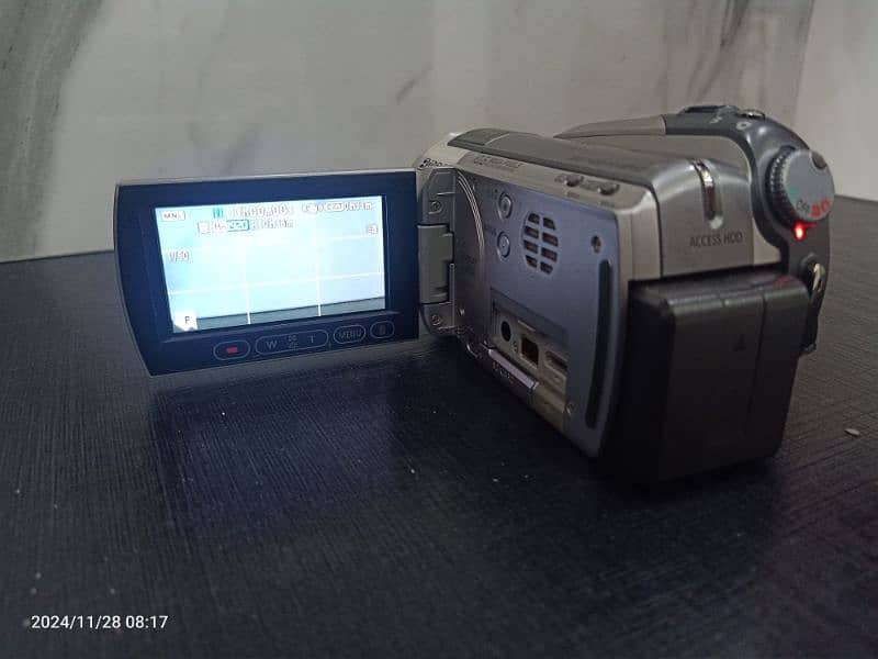 HDC HS 200 Panasonic Camcoder 6