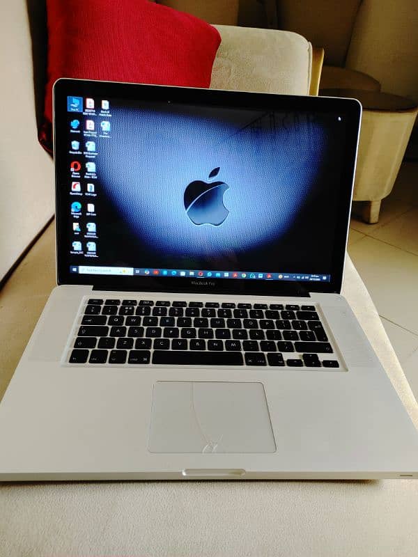 Carefully Used MACBOOK Pro Machine 4