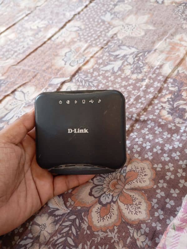 Dlink DWR-111 wifi router 0