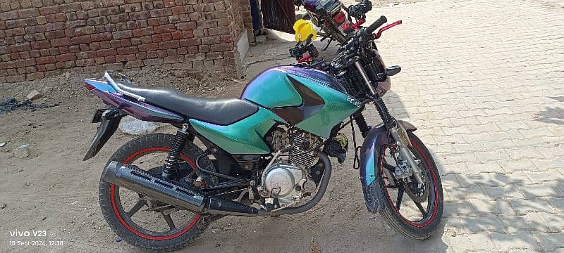 Yamaha YBR 125 1