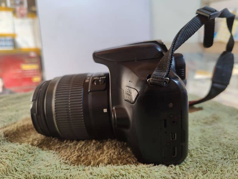 Canon EOS 1300D with 75-300mm lens only 1