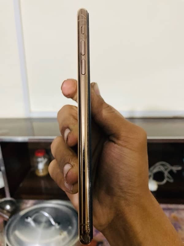 iphone xs max Golden 64gb jv 0