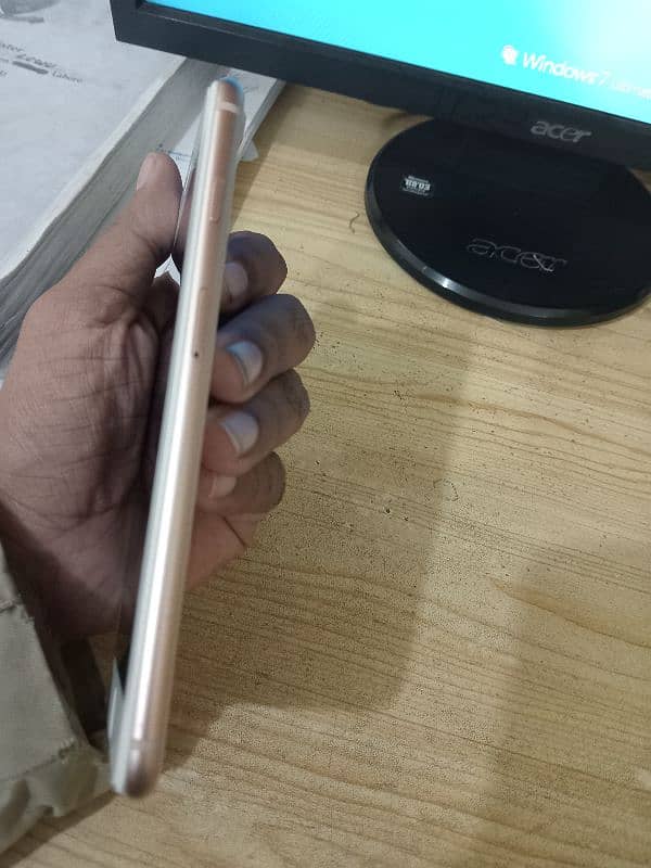 IPhone 8 plus 9.5/10 condition Non PTA 4