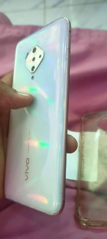 vivo s1 pro 8 128. . . 03054803638 1