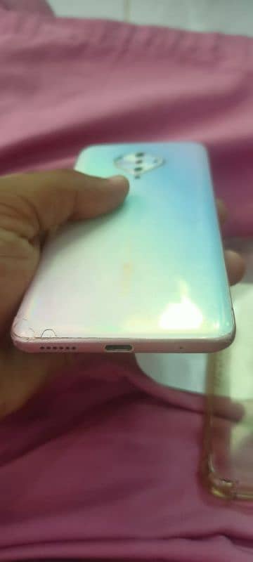 vivo s1 pro 8 128. . . 03054803638 4