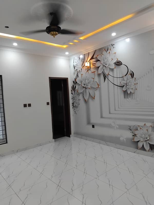 10 Marla Brand New House For Sale In Central Park Housing scheme Lahore 22