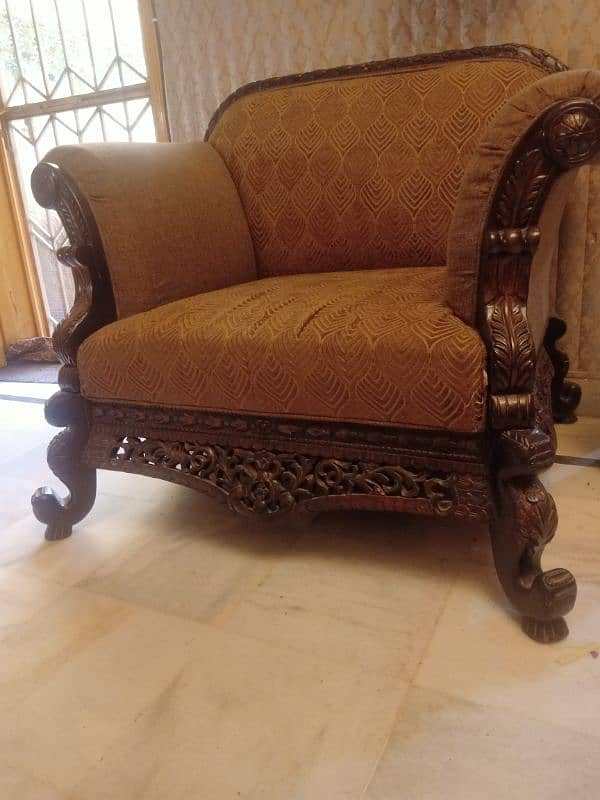 chinyuti sofa for sale 0