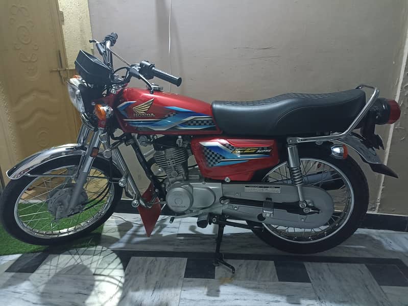 Honda CG 125 2024 4