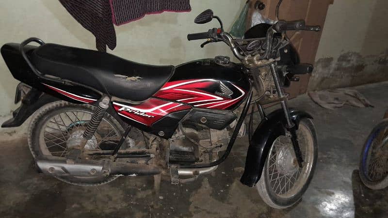 Honda 100 Pridor 0