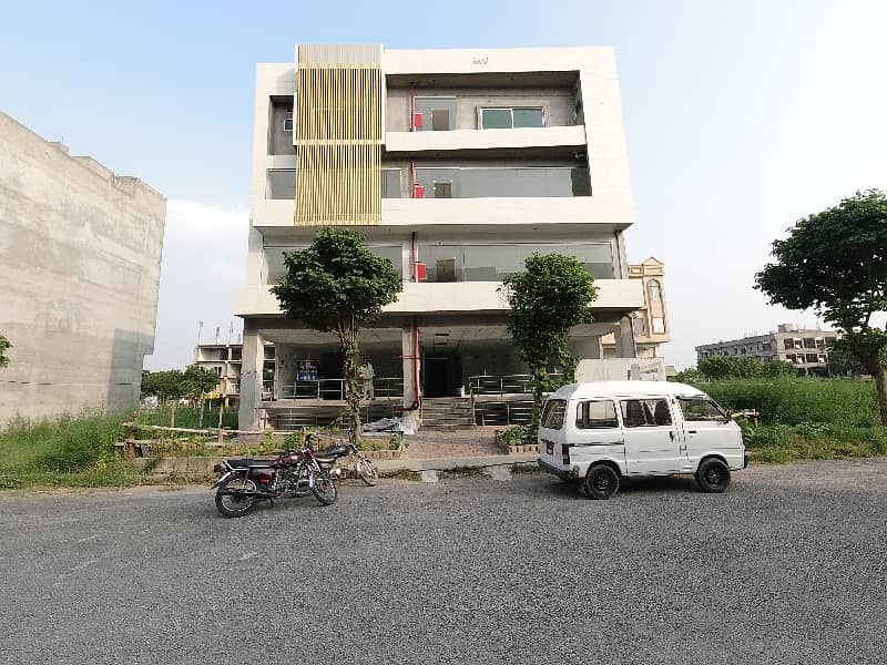 Perfect On Excellent Location 10 Marla Building In Gulberg Residencia - D Markaz For Sale 0