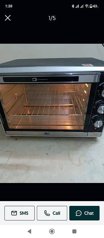 its beaking oven 1