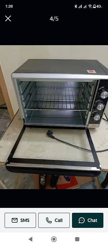 its beaking oven 3