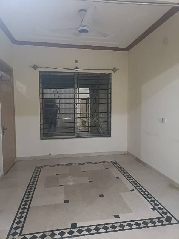 Perfect 5 Marla Upper Portion In Ghauri Town Phase 4A For rent 3