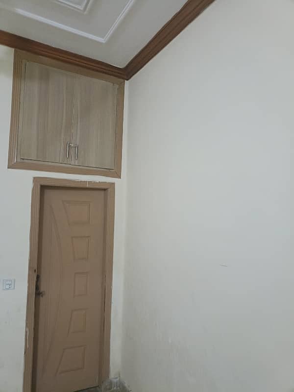 Perfect 5 Marla Upper Portion In Ghauri Town Phase 4A For rent 7