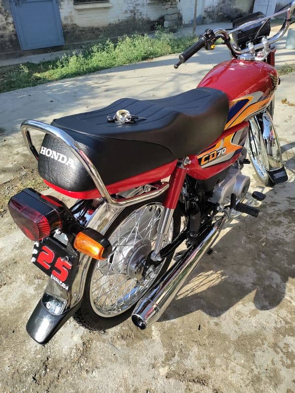 honda 70 new condition 3