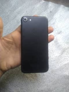 iphone 7 128gb pta approved urgent sale pasio ki need ha Thanks