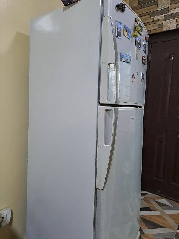 dawlance refrigerator 1