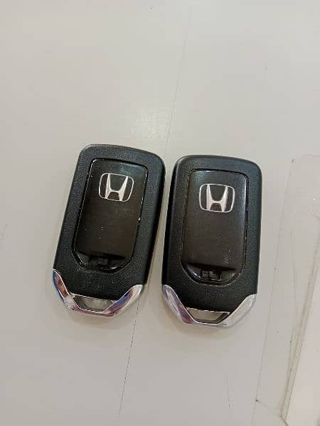 Honda Civic 2 remotes 1